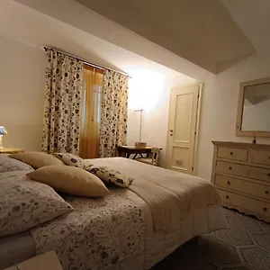  Apartment In Santa Caterina